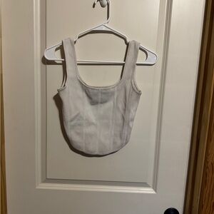 Lullusory Women Size Small White Sleeveless‎ Top